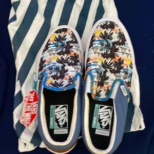 Vans “Customs Aloha” Slip-on with ComfyCush Insoles - Unisex